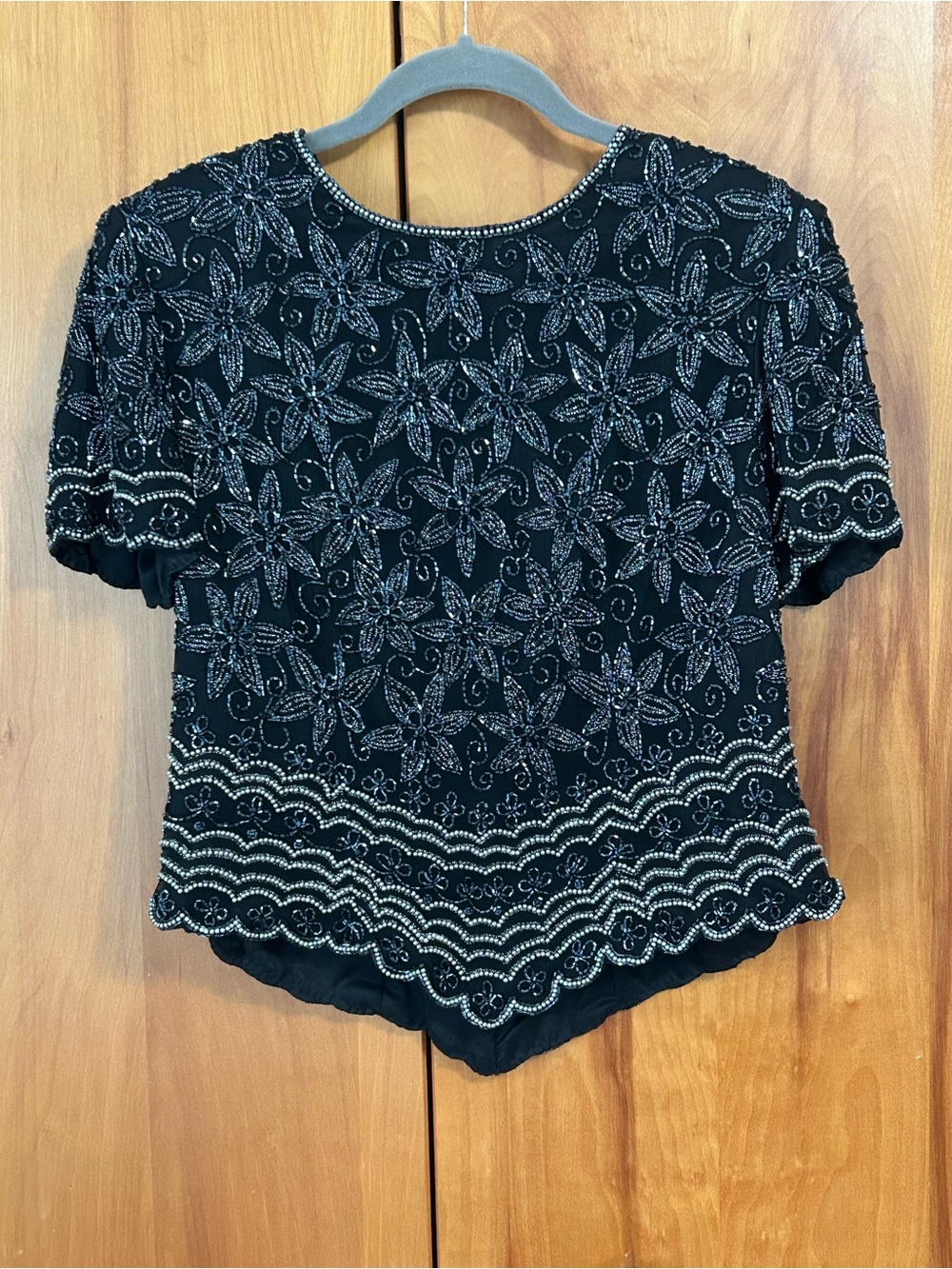 Papell Boutique Black Beaded Floral Short Sleeve Top M